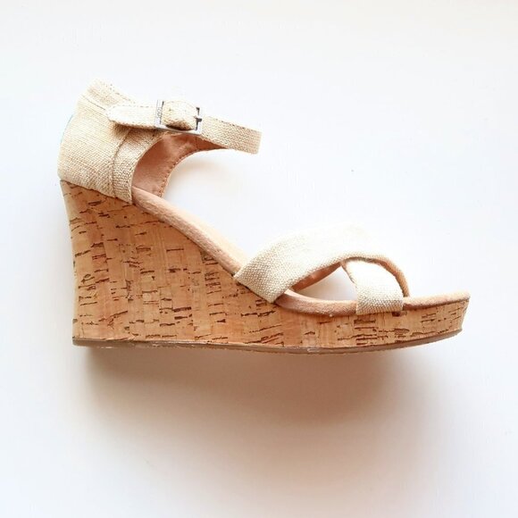 Toms Beige Canvas Ankle Strap Cork Platform Wedge Heel Sandals / Summer Shoes - Picture 8 of 16